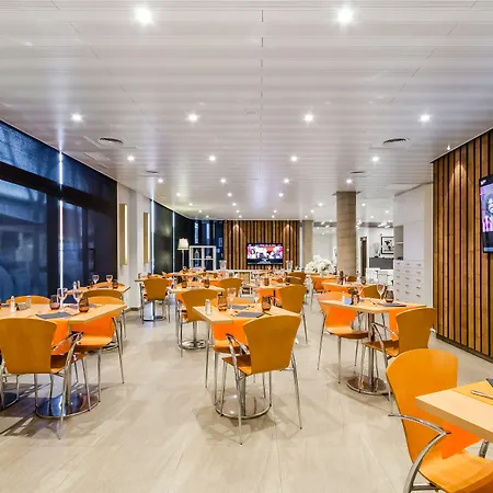 Hc*** Mollet Barcelona Hotel 3*