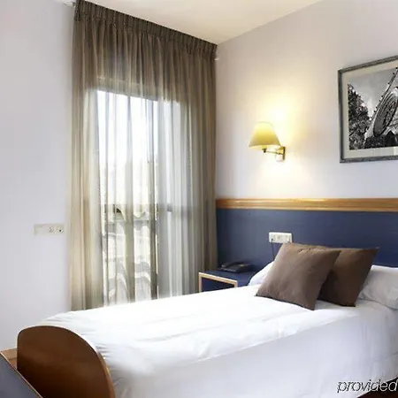 Hc*** Mollet Barcelona 3*